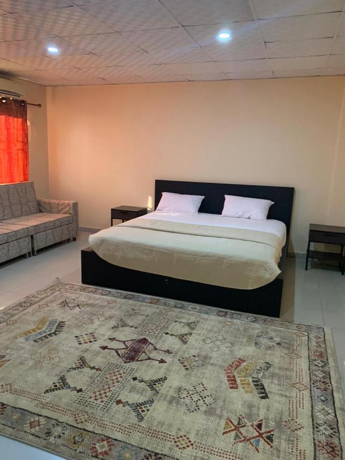 Sky Inn Hotel Freetown Extérieur photo